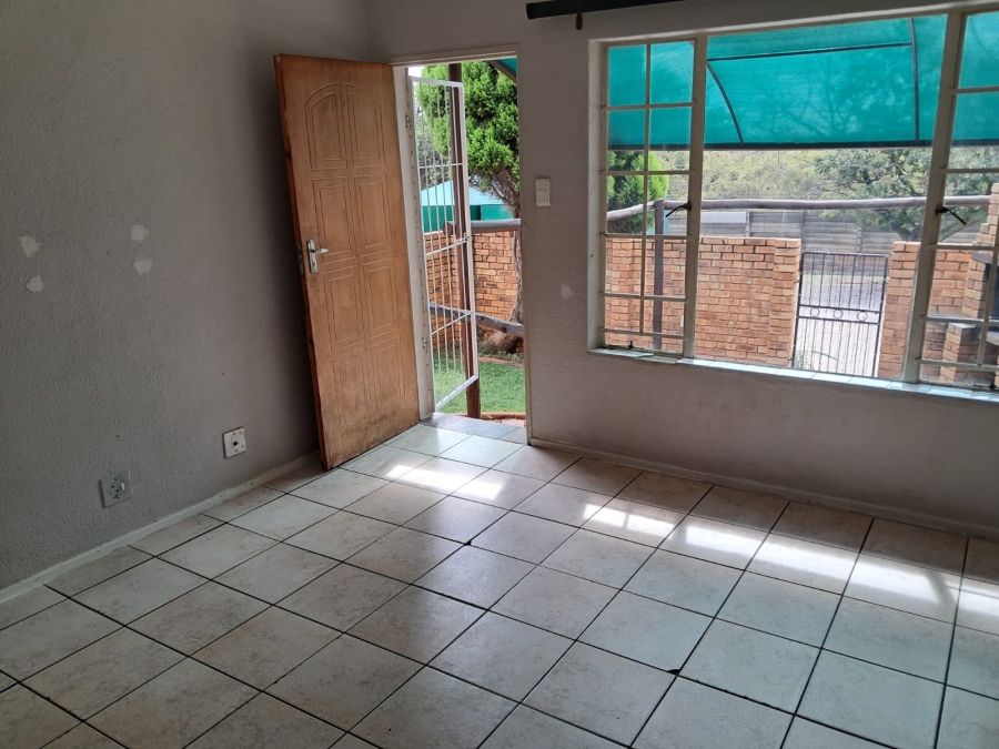 3 Bedroom Property for Sale in Safari Gardens North West